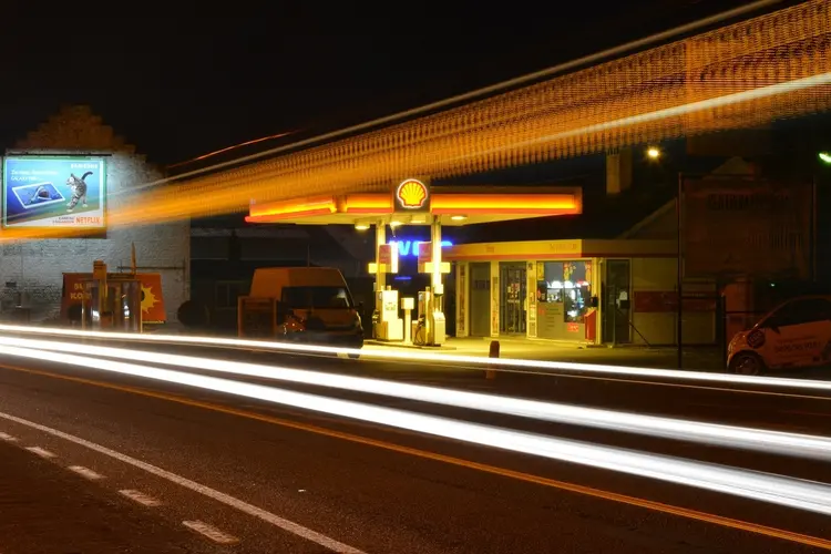 Grote verschillen benzineprijs in Limburg: tot € 18,50 verschil voor volle tank